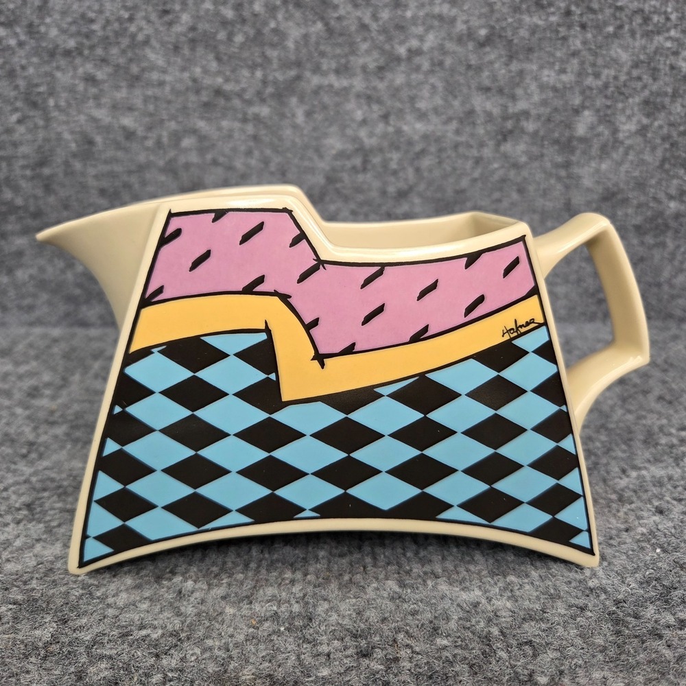 1980s Dorothy Hafner‎ Rosenthal FLASH Gravy Boat, Memphis Group Era Vintage